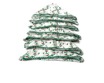 VTG Kitchen Textiles Handmade Home Sewn Christmas Napkins with Rickrack Trim 7 pc