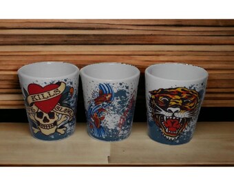 3 vasos de chupito Ed Hardy Skull Fish Tiger con la frase "EL AMOR MATA LENTAMENTE" (59 ml cada uno)
