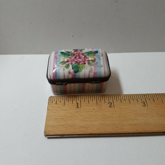 Trinket Box Signed Peint Main LIMOGES FRANCE Viol… - image 6