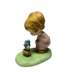 VTG Betsey Clark Collection Little Blond Girl Smelling Flowers 3.5&quot;  1979