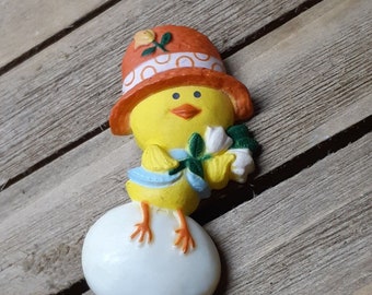 VTG Hallmark Pin Chickery Chick Easter Spring Chicken Merry Miniature 1975