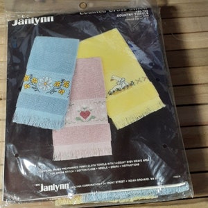 Janlynn Counted Cross Stitch Country Towels Daisies Heart Goose Blue Pink Yellow