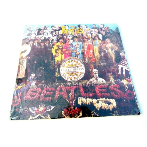 VTG 1997 the Beatles Calendar Sgt Peppers Lonely Heart Club Band