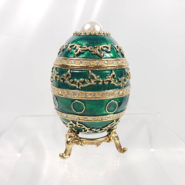 Emerald green, trinket box, enamel, fabergé style egg,cloissone