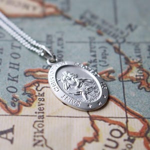 Sterling Silber Oval St Christopher Medaille mit Personalisierung und Silberkette