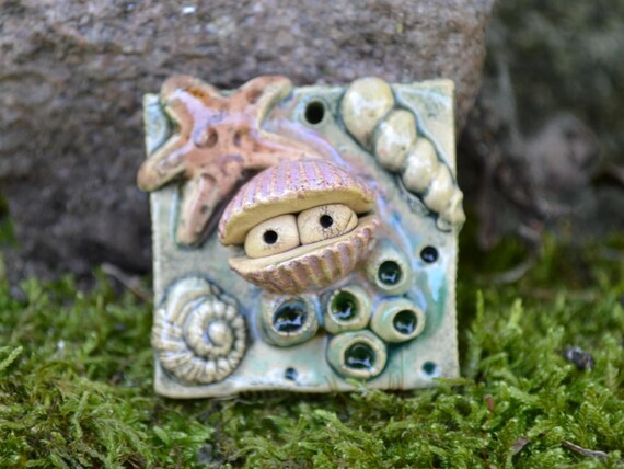 Mini ceramic picture with shell Santiago