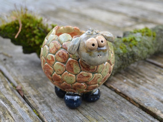 Ceramic planter sheep Kiana