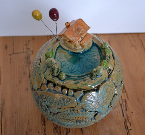Keramik Kugel Grosse Kleine Welt Mit Haus Am See Etsy