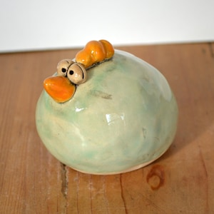 ceramic chicken Aksel