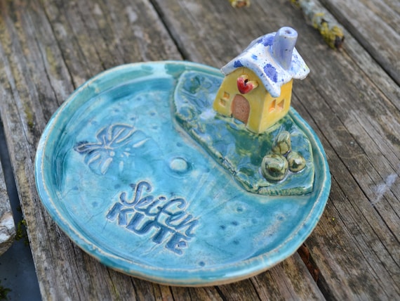 Round ceramic soap dish house
