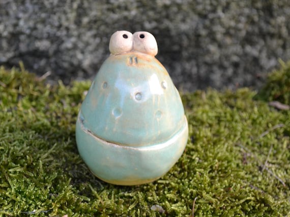 Ceramic Frog Pauli