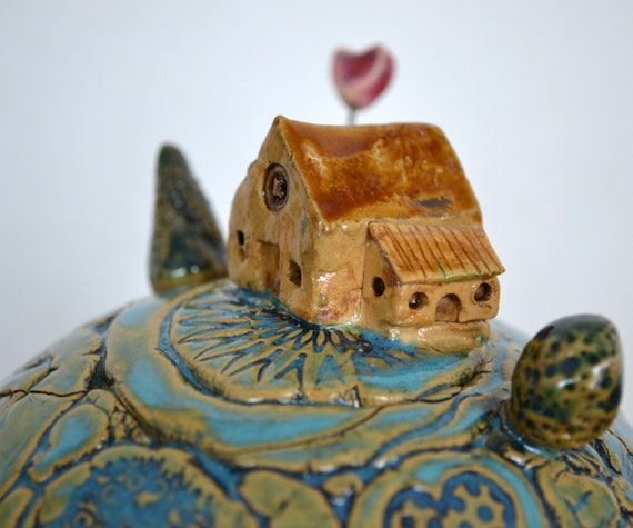 Keramik Kugel Grosse Kleine Welt Mit Haus Etsy
