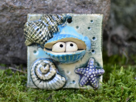 Mini ceramic picture with shell Luka