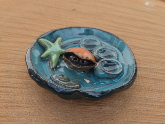 Mini ceramic insect waterer, bee aid