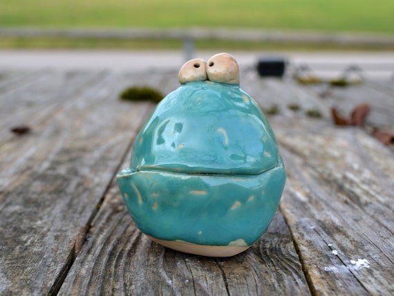 Ceramic frog Harry