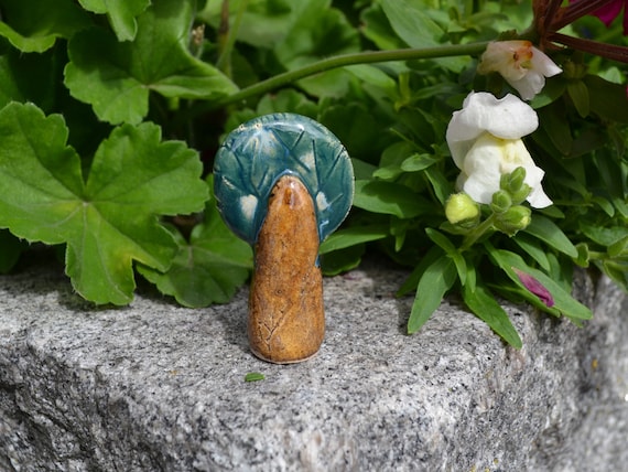 Mini ceramic tree
