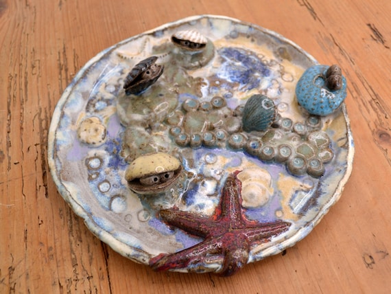 Ceramic butterfly and insect waterer "I want the sea"