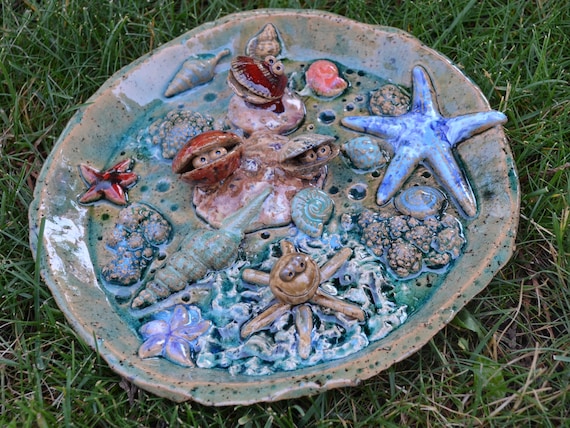 Ceramic insect waterer "A day at the seaside"