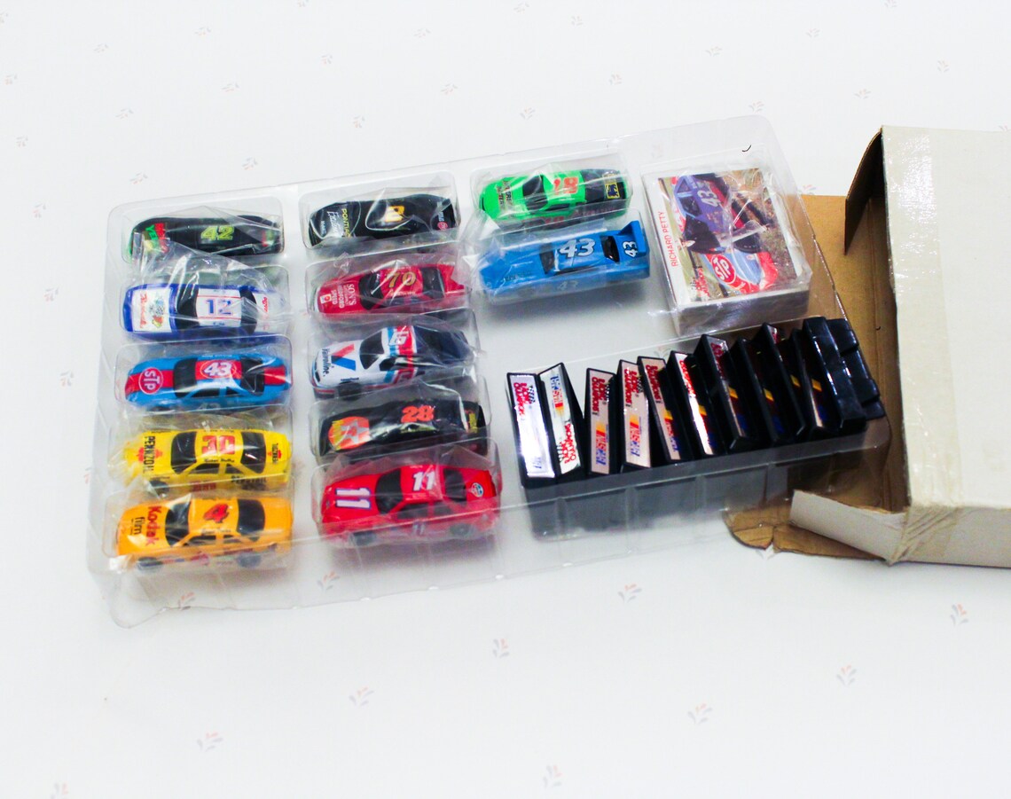 Vintage Nascar Collectible Car Lot, Nascar Stock Car & Collector Cards ...