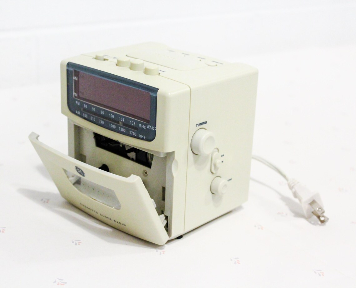 General Electric Cassette Player Clock Radio Cassette Tape Etsy