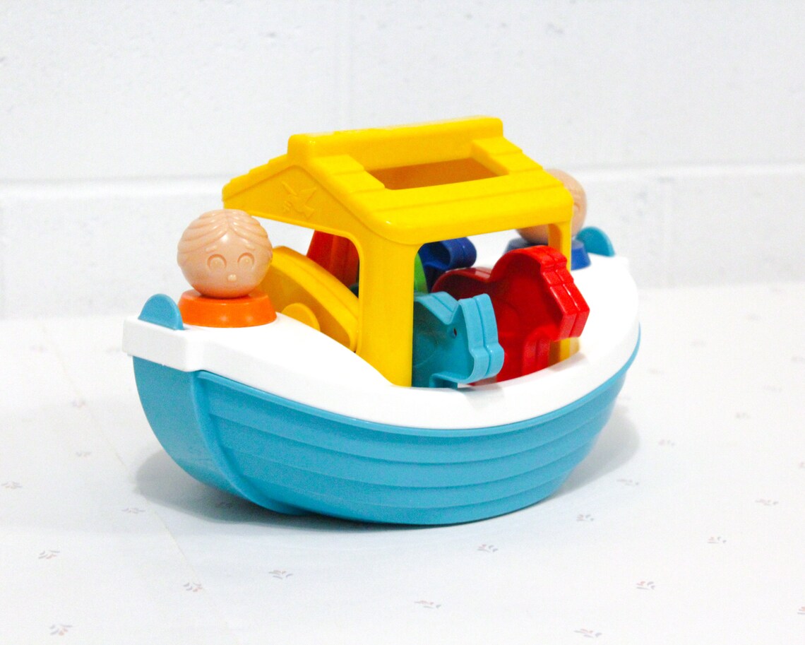 noah's ark bath toy tupperware