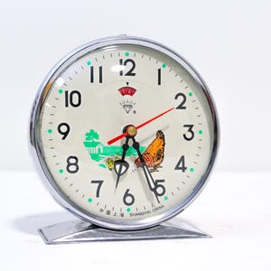 Vintage Pecking Hen Wind Up Alarm Clock, 1960s Mechanical Clock, Working, Shanghai China, Animated Farm Animal Decor, Retro Kitchen Clock