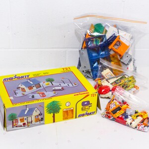 80s Vintage Majorette Majokit Toy Playset, Kids Toy Construction Playset, Car Toy Lot, Vintage Toys for Kids, 80s Toy Set image 2