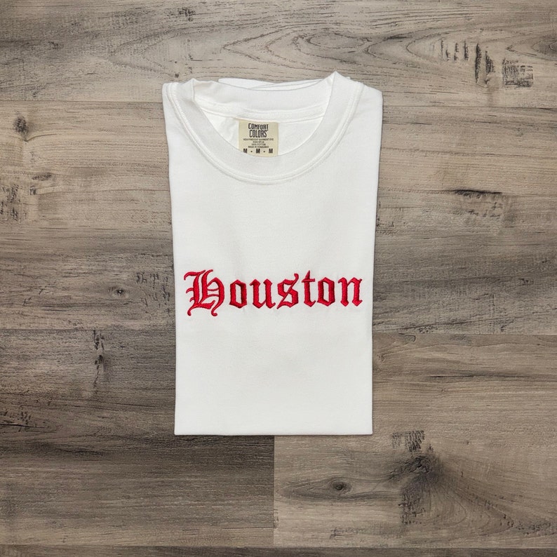 Camiseta bordada de Houston, Texas - Camiseta de Houston - Colores cómodos - Camiseta vintage de Houston - Fan de los Rockets - Houston, Texas - Camiseta de baloncesto Blanco