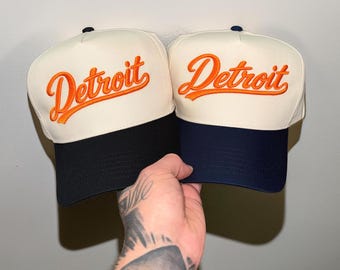 Gorra bordada Detroit Puff - Gorra snapback de béisbol Detroit - Regalo de béisbol - Gorra de estilo vintage - Bordado personalizado - Gorra retro para el día del partido