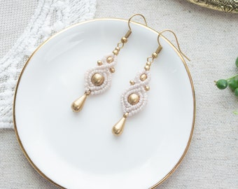 Dainty Macrame Earrings | Boho Bridal Handmade Jewelry | Hippie Wedding | Festival Jewelry | Small Earrings for Brides | Beige Ivory Gold