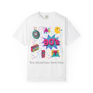 Retro-T-Shirt mit Boombox- und Tamagotchi-Motiv aus den 90er-Jahren