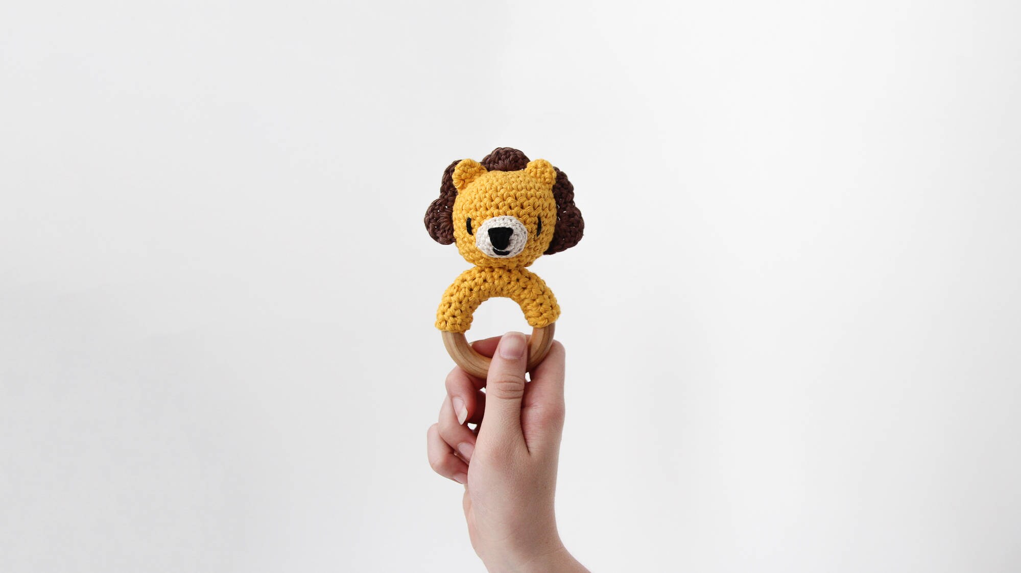 Crochet Lion Rattle Wooden Teether – Baby Toy, Handmade to Order - Etsy