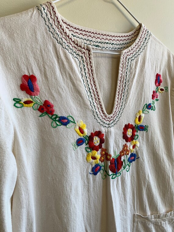 Vintage Embroidered Floral Peasant Top - image 3