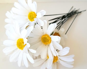 5 Weiße Gänseblümchen Seidenblumen-Köpfe Künstliche Gänseblümchen 3,15 "Blumenversorgung Haarschmuck Wildblumen-Lieferungen Simulation DIY Bouquet