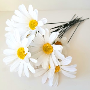 10 White Daisies Silk Flower Heads Artificial Daisy 3.15 Floral Supply Hair  Accessories Wild Flower Supplies Simulation DIY Bouquet 
