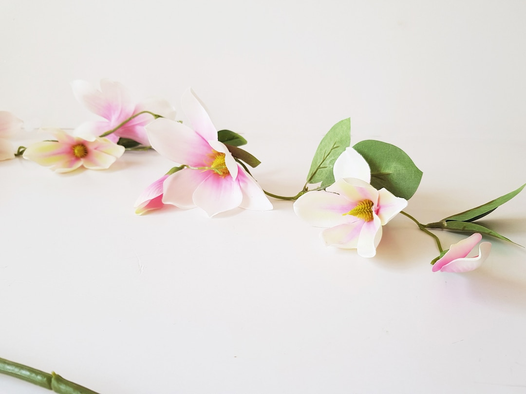 5 Ft Silk Magnolia Flowers Garland Artificial Flowers Etsy