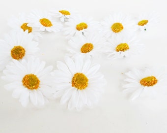 Bouquet Di Margherite Artificiali In Seta – 28 Fiori Gialli Con Foglie, Lunghezza 34 Cm, Per Decorazione Casa E Vasi