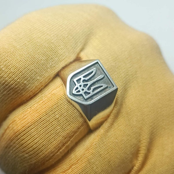 Ukrainian symbol trident ring. trizub