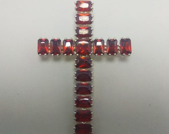 Colgante de plata con piedras de cruz de regalo de Navidad. Cruz grande. Cruz vintage de plata de ley con granate rojo.