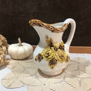 Floral Pitcher Bud Vase Japan