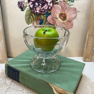 Libbey Footed Bowl Dessert Candy Ribbed
