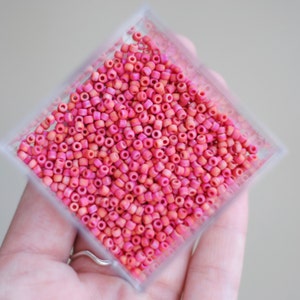 8/0 Japanese Seed Beads / F426A / 28 Grams / Miyuki Seed Beads / Matte Pink Orange