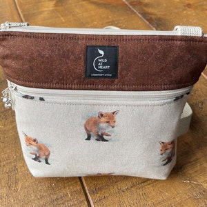 Fox Cub - cross body zipper bag