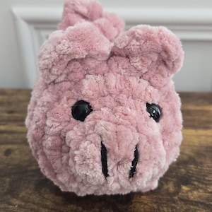 Crochet Pig Plushie: Handmade Stuffed Animal Farm Toy
