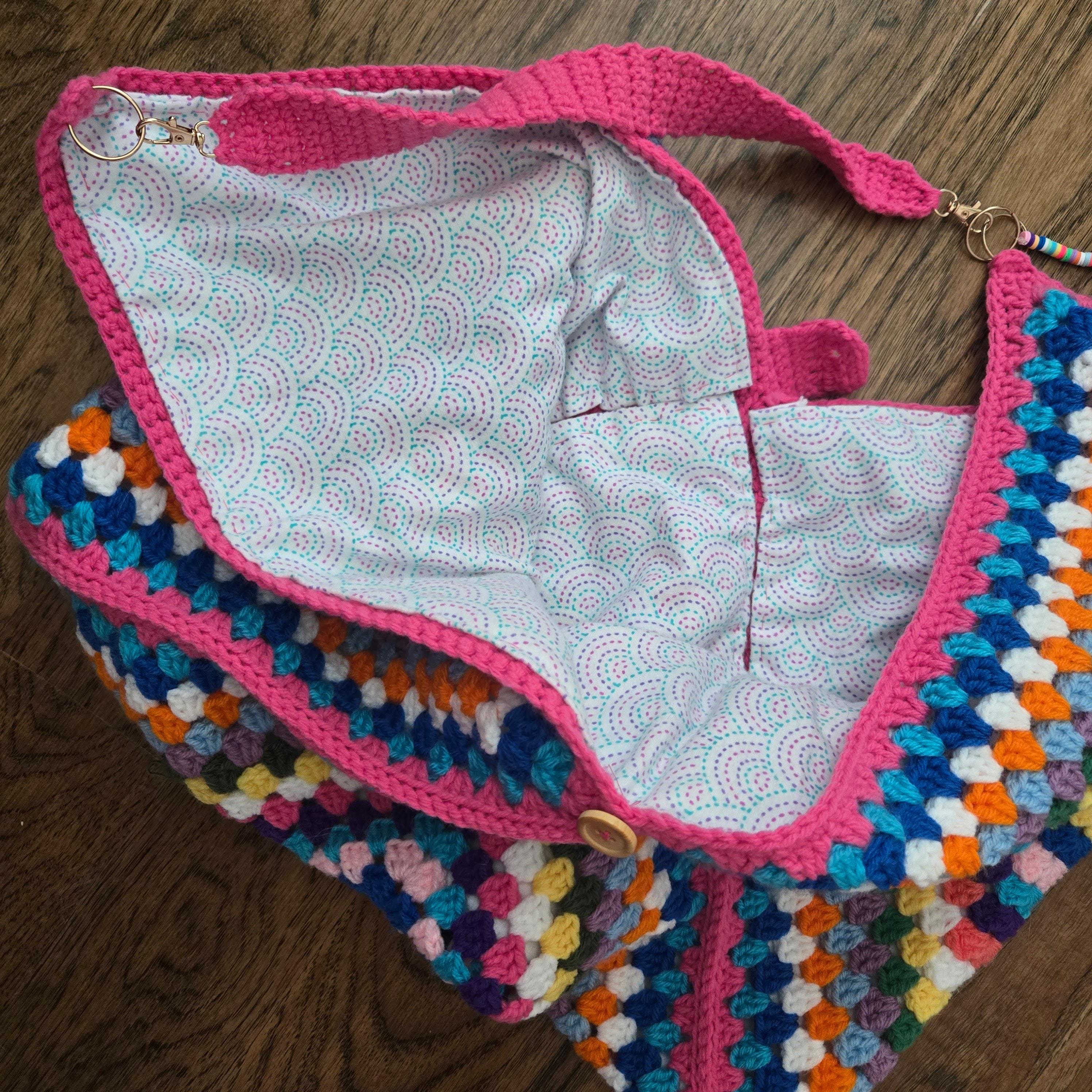 Colorful Granny Square Crochet Crossbody Bag – Handmade Boho Shoulder Bag, Large Rainbow Patchwork, Lined with Keychain - Thumbnail 5