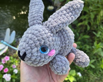 Gray Crochet Bunny Plush – Soft Chenille Rabbit Toy – Handmade Stuffed Animal – Cute Plush Bunny – Kawaii Gift for Bunny Lovers