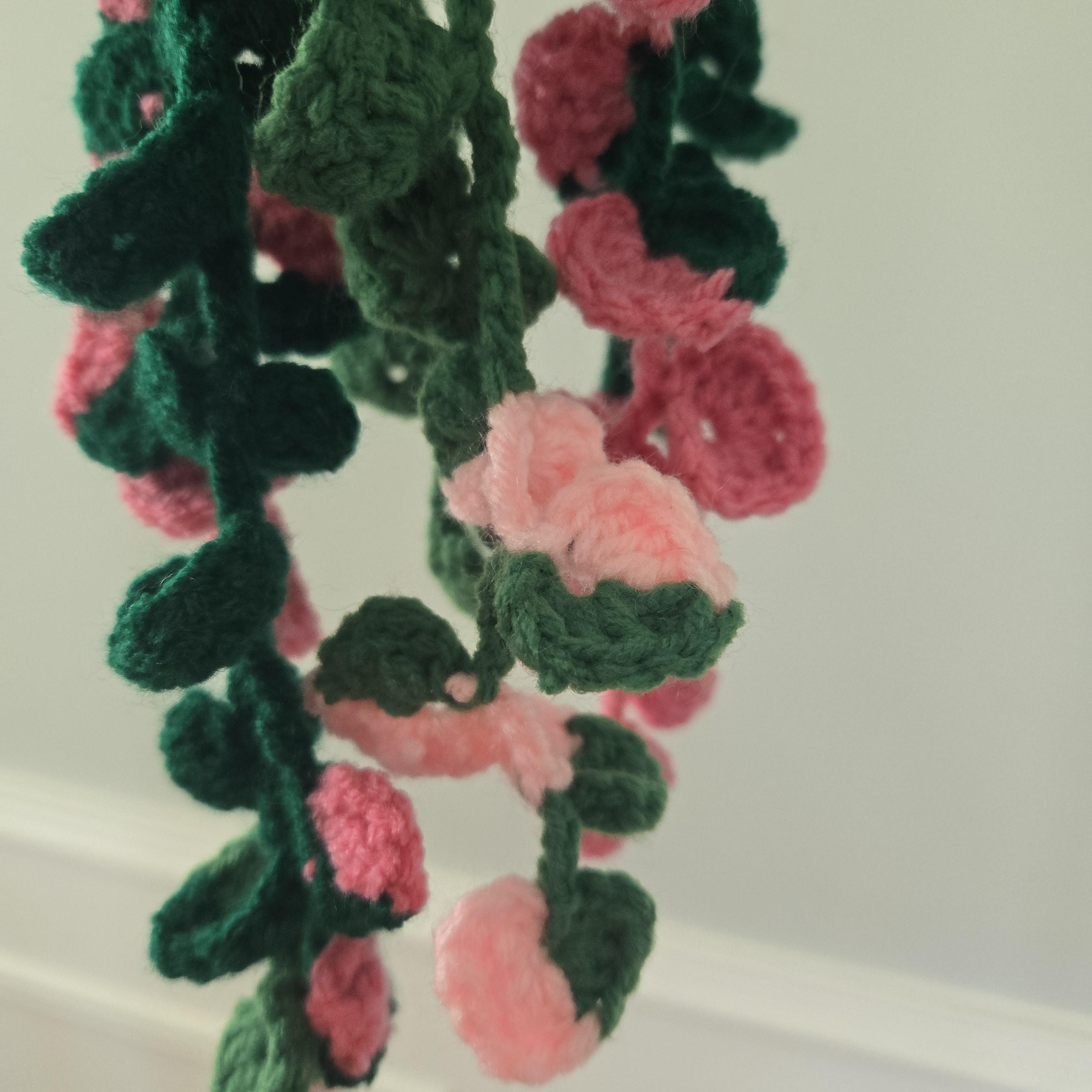 Crochet Hanging Plant – Pink & Green Philodendron with Long Vines, Handmade Weighted Amigurumi Houseplant in Cream Basket - Thumbnail 5