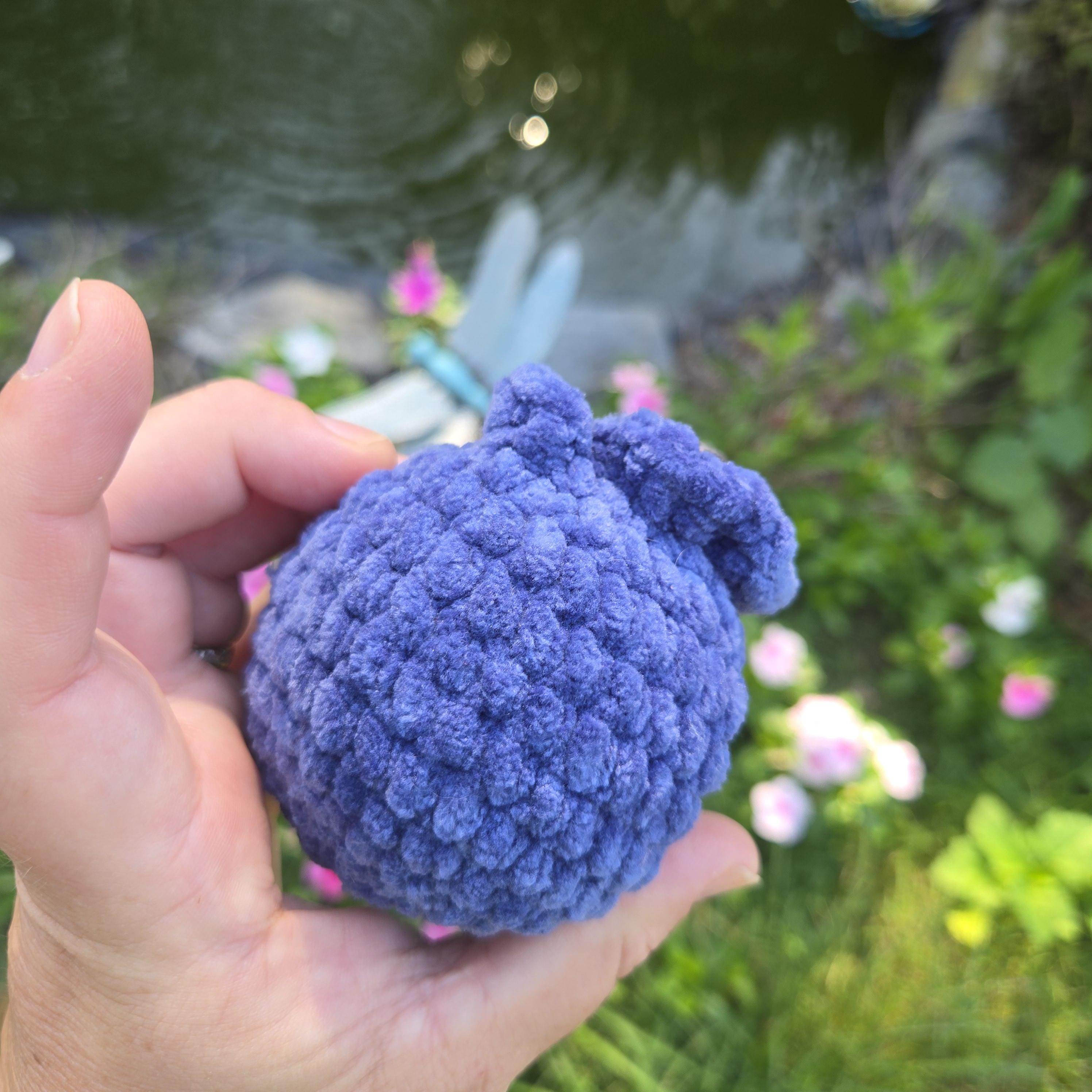 Medium Crochet Blueberry Plush – Handmade Amigurumi Fruit Toy – Cute Stuffed Blueberry Plushie – Kawaii Food Decor – Blueberry Gift - Thumbnail 4