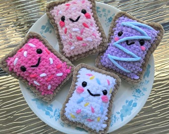 Crochet Pop-Tart Plush – Soft Chenille Amigurumi Pastry – Kawaii Food Plushie – Handmade Cute Snack Toy – Funny Gift – Dessert Decor
