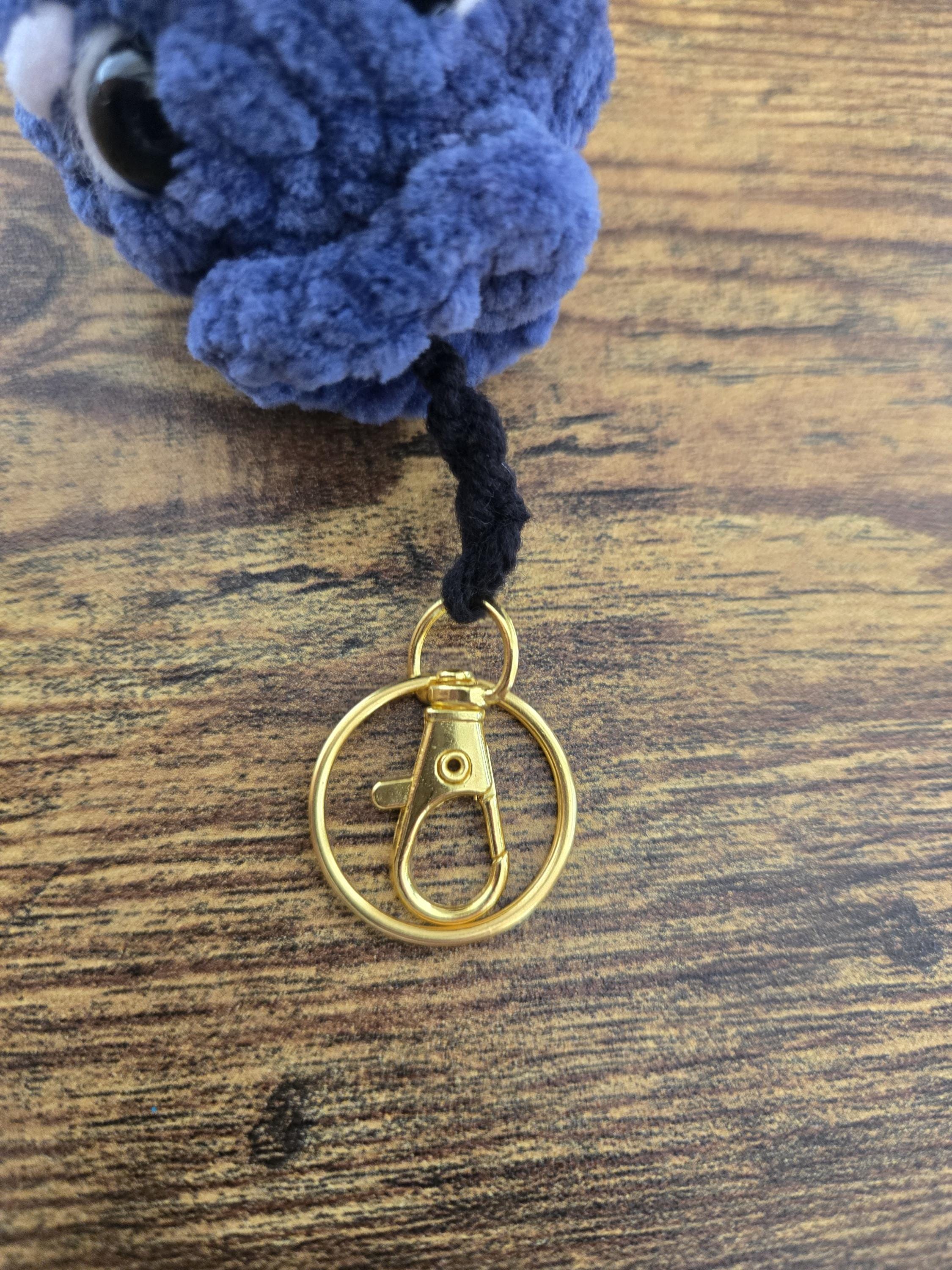 Mini Crochet Blueberry Keychain – Handmade Amigurumi Fruit Keychain – Cute Kawaii Plush Charm – Blueberry Bag Charm – Small Gift - Thumbnail 4